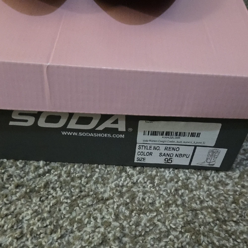 Soda Cream Suede Heeled Western Boots, Size 9.5, Wore 1x - Picture 2 of 5